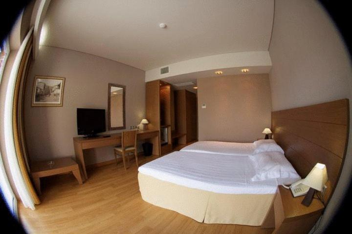 Elpida Resort & Spa سيرس الغرفة الصورة